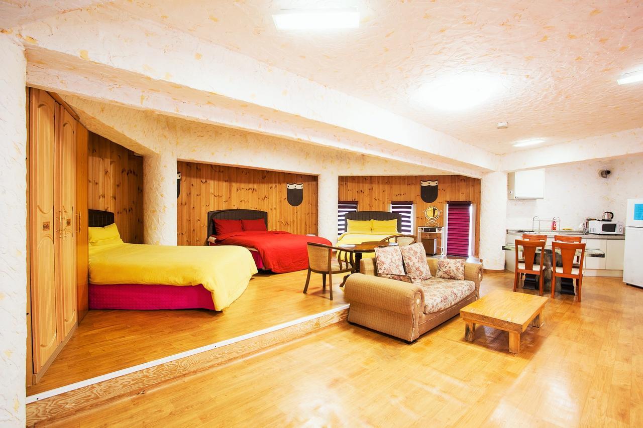Lasania Resort Сеогвипо Екстериор снимка